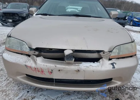 2000 Honda Accord 3.0 Ex from USA, damaged, VIN 1HGCG1655YA067024